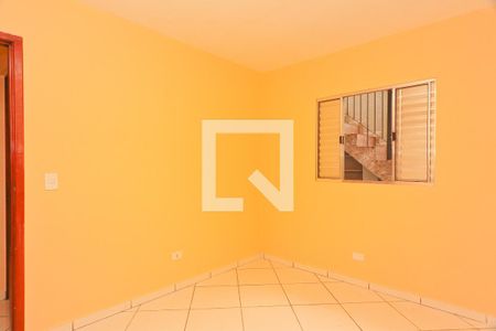 Quarto 1 de casa para alugar com 2 quartos, 60m² em Vila Clarice, São Paulo