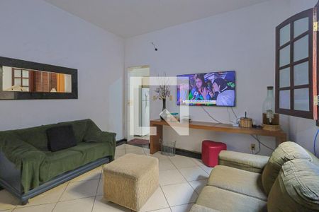 Sala de TV de casa à venda com 3 quartos, 300m² em Fernão Dias, Belo Horizonte