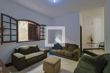 Sala de TV de casa à venda com 3 quartos, 300m² em Fernão Dias, Belo Horizonte