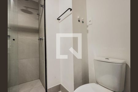 Banheiro de apartamento para alugar com 1 quarto, 25m² em Farroupilha, Porto Alegre