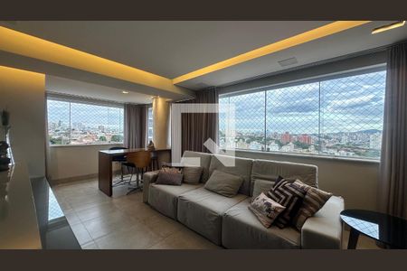 Apartamento à venda com 4 quartos, 132m² em Padre Eustáquio, Belo Horizonte