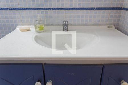 Banheiro de casa para alugar com 1 quarto, 50m² em Baeta Neves, São Bernardo do Campo