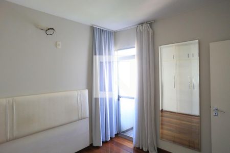 Suíte de apartamento à venda com 3 quartos, 170m² em Santo Antônio, Belo Horizonte