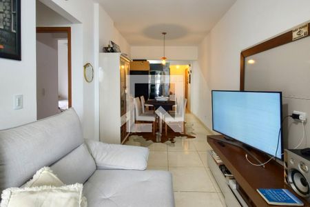 Sala de apartamento para alugar com 2 quartos, 56m² em Nova Mirim, Praia Grande
