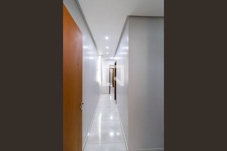 Corredor de apartamento à venda com 3 quartos, 105m² em Cabral, Contagem