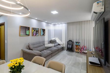 Sala de apartamento à venda com 3 quartos, 105m² em Cabral, Contagem