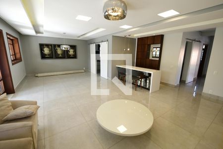 Sala 1 de casa de condomínio à venda com 4 quartos, 394m² em Vila Madalena, Campinas