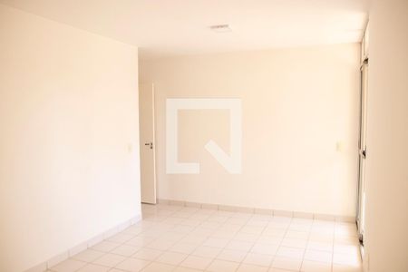 Sala de apartamento para alugar com 3 quartos, 70m² em Vila São Luiz, Goiânia