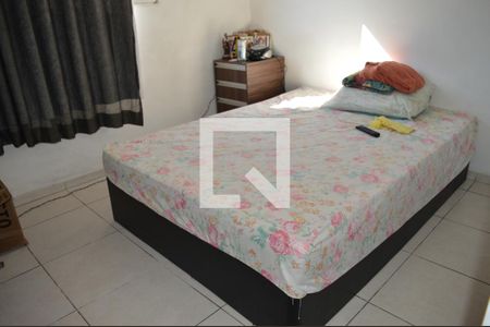 Quarto 1 de apartamento à venda com 3 quartos, 56m² em Arpoador, Contagem