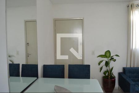 Sala de apartamento à venda com 3 quartos, 56m² em Arpoador, Contagem