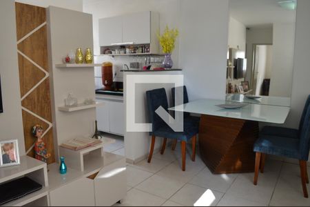 Sala de apartamento à venda com 3 quartos, 56m² em Arpoador, Contagem