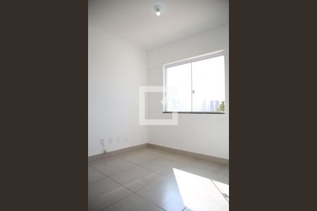 Sala de apartamento para alugar com 2 quartos, 61m² em Vila Rosa, Goiânia