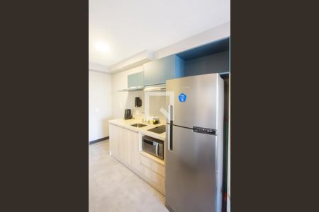 Cozinha de kitnet/studio para alugar com 1 quarto, 26m² em Jardim das Acacias, São Paulo