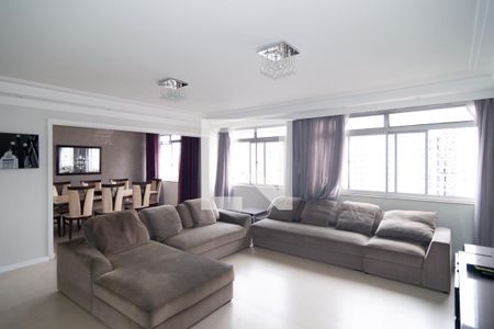 Apartamento para alugar com 2 quartos, 118m² em Bela Vista, São Paulo