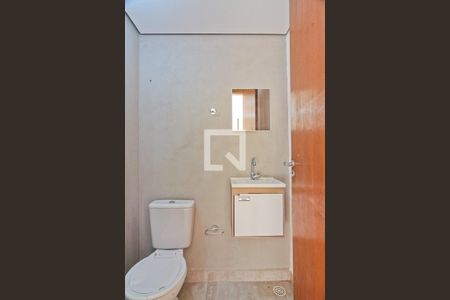 Banheiro de kitnet/studio para alugar com 1 quarto, 37m² em Jardim Líbano, São Paulo