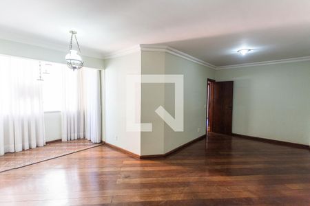 Sala de apartamento à venda com 4 quartos, 118m² em Sagrada Família, Belo Horizonte