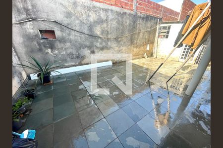 Casa à venda com 119m², 3 quartos e 2 vagas Casa à venda com 119m², 3 quartos e 2 vagasQuintal