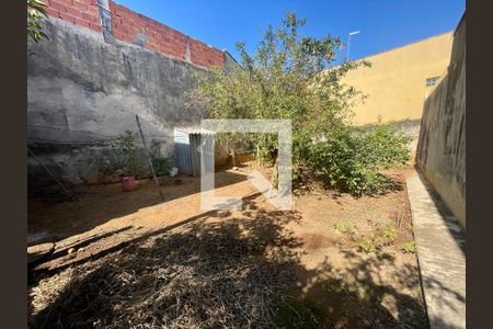 Casa à venda com 119m², 3 quartos e 2 vagas Casa à venda com 119m², 3 quartos e 2 vagasQuintal