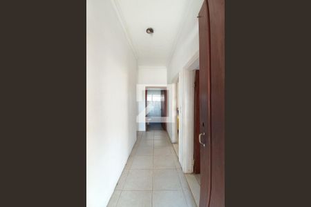 Corredor  de casa à venda com 3 quartos, 190m² em Vila Nova Sao Jose, Campinas