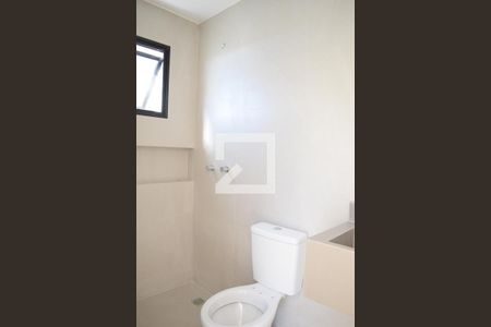 Banheiro Suíte de casa de condomínio para alugar com 3 quartos, 145m² em Boa Vista, Curitiba