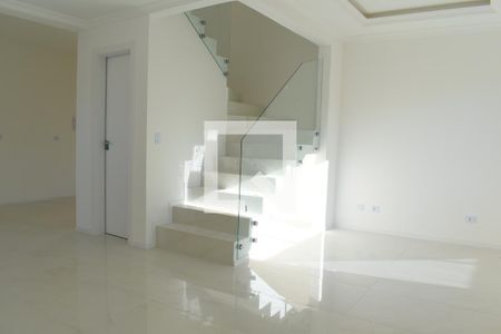 Sala de casa de condomínio para alugar com 3 quartos, 145m² em Boa Vista, Curitiba