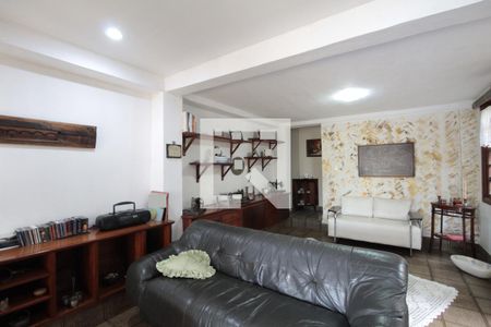 Sala de Estar 2 de casa para alugar com 6 quartos, 250m² em Itapoã, Belo Horizonte