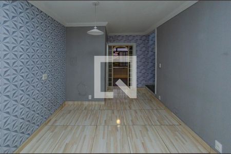 Sala 2 de casa para alugar com 2 quartos, 120m² em Cinquentenário, Belo Horizonte