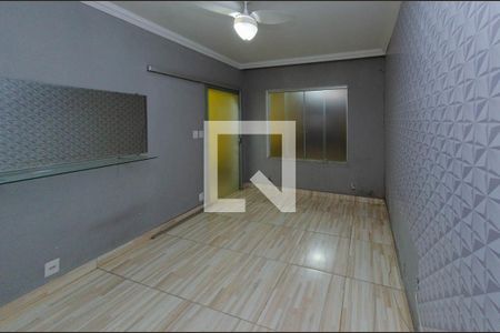 Sala de casa para alugar com 2 quartos, 120m² em Cinquentenário, Belo Horizonte