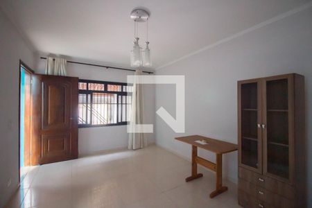 Casa à venda com 203m², 4 quartos e 2 vagasSala