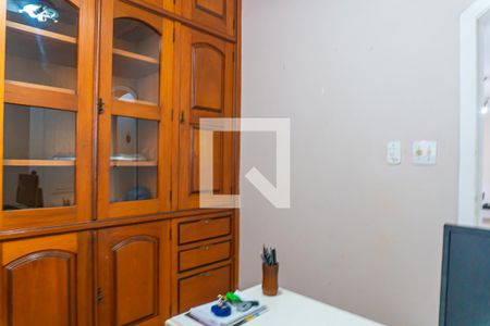 Escritório de casa à venda com 4 quartos, 370m² em Jardim Nova Europa, Campinas