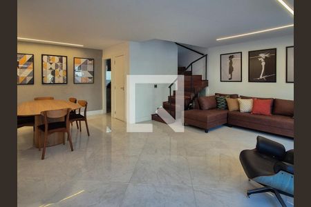 Sala de casa de condomínio à venda com 3 quartos, 220m² em Recreio dos Bandeirantes, Rio de Janeiro