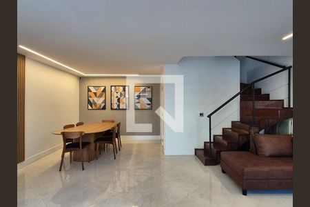 Sala de casa de condomínio à venda com 3 quartos, 220m² em Recreio dos Bandeirantes, Rio de Janeiro