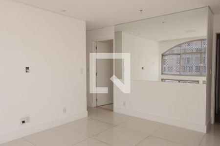 Sala de apartamento para alugar com 2 quartos, 72m² em Jardim Europa, São Paulo