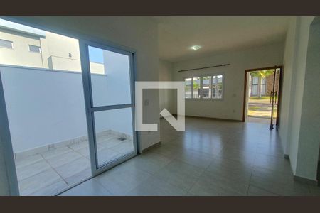 Sala de casa de condomínio para alugar com 3 quartos, 151m² em Cascata, Paulínia