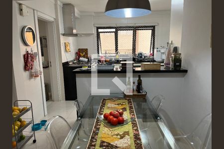 Cozinha de apartamento à venda com 3 quartos, 191m² em Perdizes, São Paulo