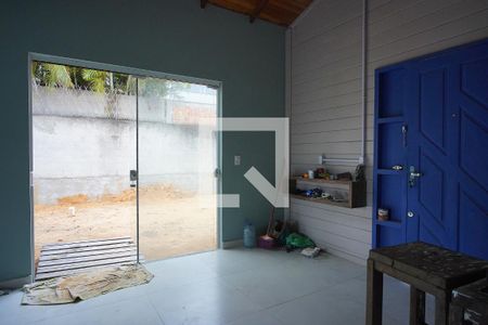 Sala de casa para alugar com 2 quartos, 100m² em Rio Tavares Central, Florianópolis
