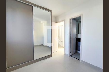 Quarto 1 de apartamento para alugar com 3 quartos, 140m² em Ipiranga, Belo Horizonte