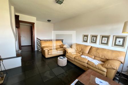 Sala de casa para alugar com 4 quartos, 350m² em Jardim Marcato, Suzano