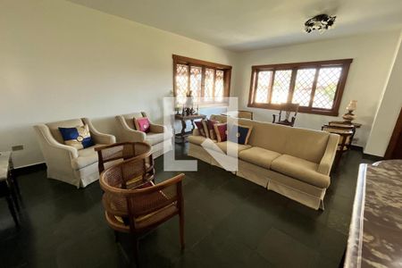 Sala de estar de casa para alugar com 4 quartos, 350m² em Jardim Marcato, Suzano