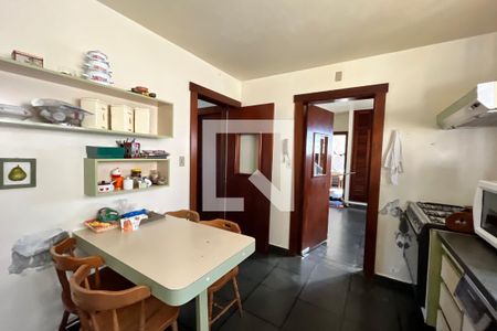 Cozinha de casa para alugar com 4 quartos, 350m² em Jardim Marcato, Suzano