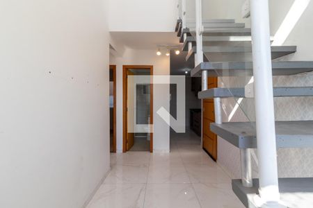 Sala de casa de condomínio à venda com 4 quartos, 66m² em Parque Peruche, São Paulo