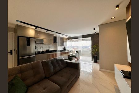 Sala de apartamento à venda com 2 quartos, 65m² em Vila Curuca, Santo André