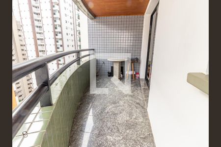 Varanda de apartamento para alugar com 3 quartos, 100m² em Tatuapé, São Paulo