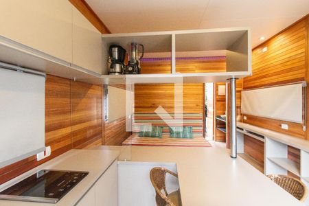 Cozinha de casa para alugar com 1 quarto, 25m² em Santa Felicidade, Curitiba