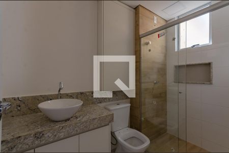 Banheiro de kitnet/studio para alugar com 1 quarto, 30m² em Paquetá, Belo Horizonte