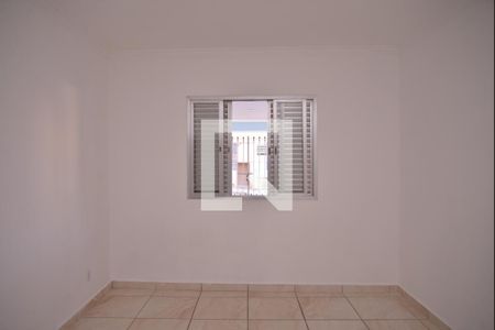 Quarto 2 de casa para alugar com 3 quartos, 54m² em Jardim Santo Antônio, Santo André