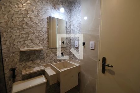 Apartamento para alugar com 90m², 3 quartos e 2 vagas Apartamento para alugar com 90m², 3 quartos e 2 vagasBanheiro Social