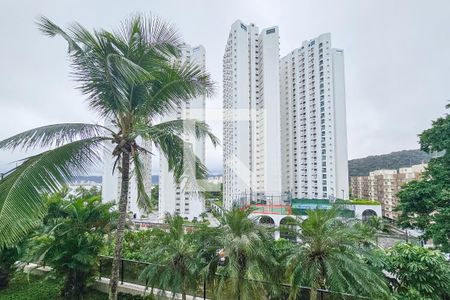 Vista  de apartamento para alugar com 2 quartos, 80m² em Enseada, Guarujá