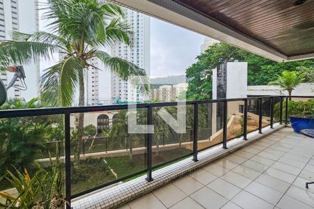 Varanda  de apartamento para alugar com 2 quartos, 80m² em Enseada, Guarujá