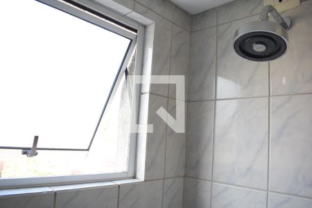 Banheiro da Suíte de apartamento para alugar com 2 quartos, 55m² em Vila Izabel, Curitiba
